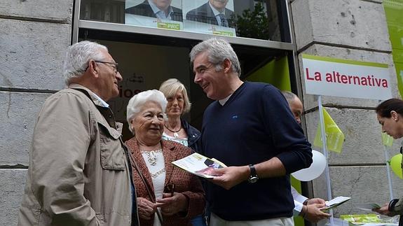 Fuentes-Pila ofrece 305 medidas para un Santander de las personas y el empleo