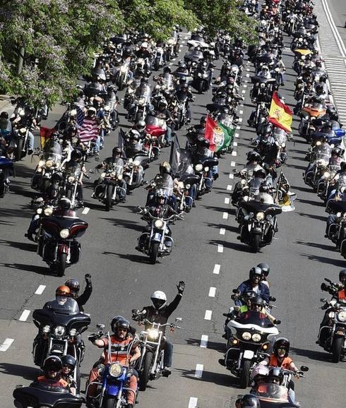 Madrid ruge a ritmo de Harley