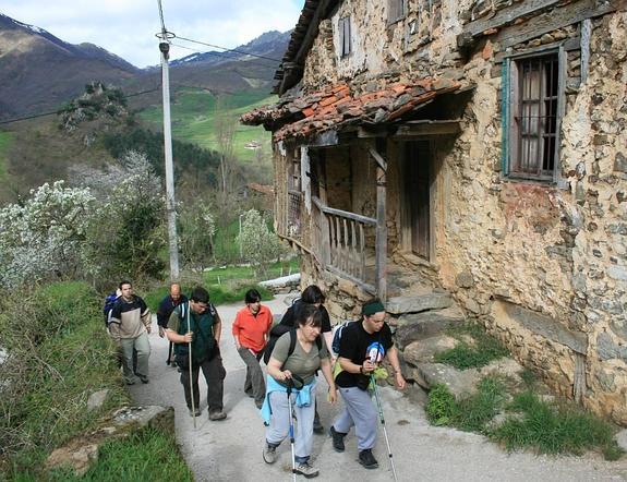 Vega de Liébana, a pie