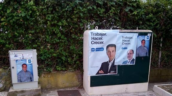 Carteles del PP en zonas "prohibidas" de Castro