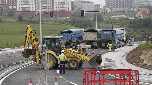 El vial de la S-20 se abre hoy al tráfico