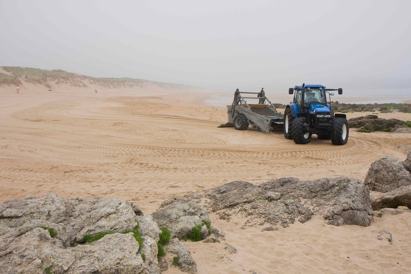 Medio Ambiente pone a punto 25 playas de cara al verano