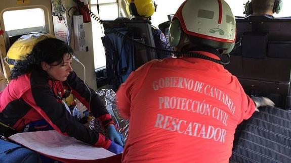 Evacuado en helicóptero un participante de 'Los 10.000 del Soplao'