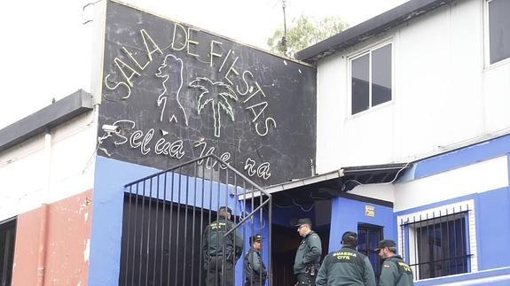 Detienen al dueño y al camarero del club Selva Negra