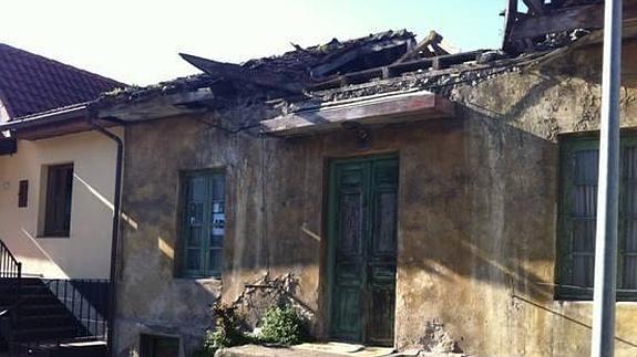 Declarada en 'ruina inminente' una casa de San Martín del Pino