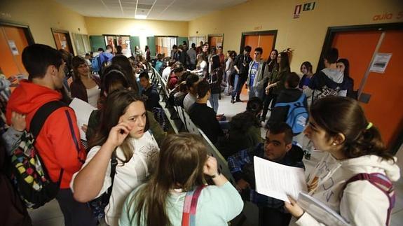 Nervios, presión, últimos repasos: arranca la Selectividad