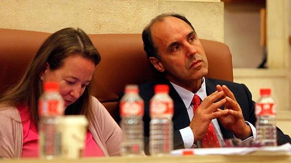 Diego: "PRC y PSOE son dos monociclos, y no sabemos hacia dónde ruedan"