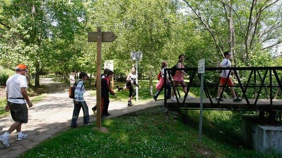Torrelavega insta al Gobierno a retomar el Área Natural de Especial Interés de La Viesca