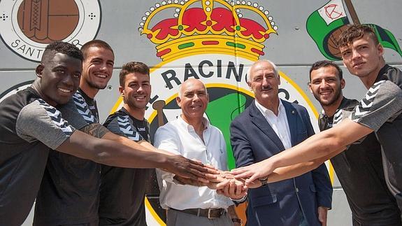 "Fichamos a jugadores 'top' de Segunda B"
