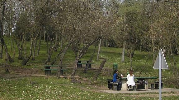 Camargo acomete trabajos de recuperación y limpieza en Punta Parayas