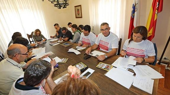 El campo del Textil Escudo ya se llama Juan María Parés