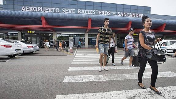 El tráfico de pasajeros del Seve Ballesteros aumenta un 5,6% en julio