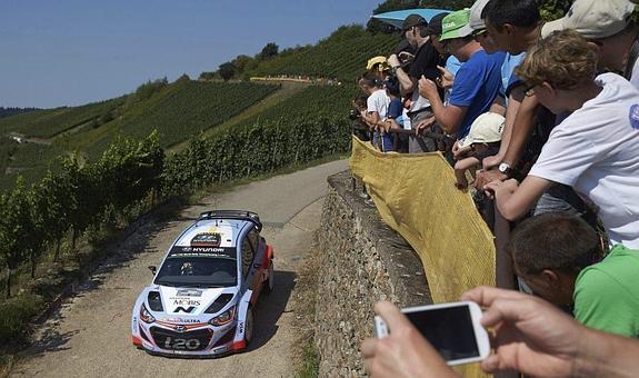 Dani Sordo se mantiene cuarto en el Rally de Alemania