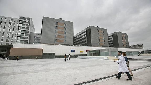 El PP ultima la enmienda para incluir los 28 millones para Valdecilla en los presupuestos