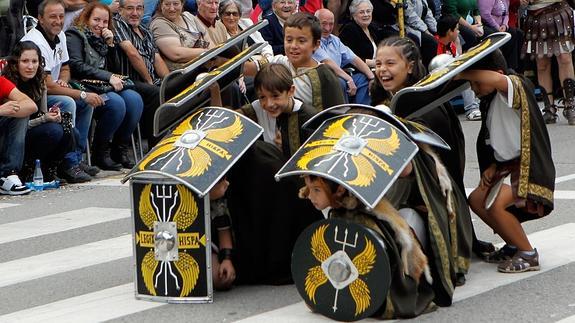 El desfile de Tribus y Legiones cierra este domingo las Guerras Cántabras