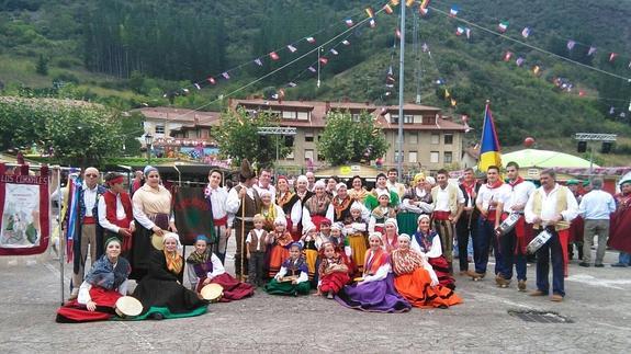 Las fiestas de Potes alcanzan su ecuador con el Día de Liébana