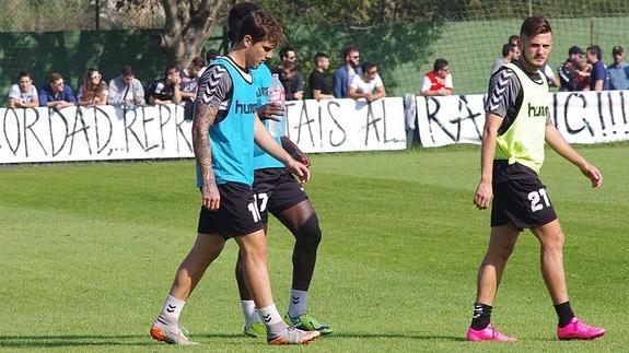 César Caneda no llega a tiempo y se queda fuera de la convocatoria