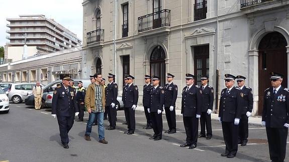 La Policía Local de Laredo pide "los medios mejores y más innovadores"
