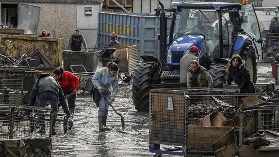 El Gobierno trabajará para evitar inundaciones en el polígono de Marrón