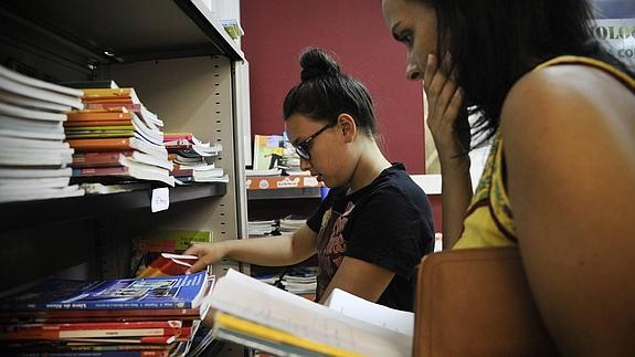 Los padres piden a los profesores que den clase sin libros, o que usen los anteriores a la Lomce