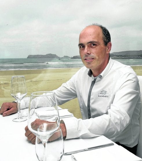 «Mucha gente no considera que ser camarero es una profesión»