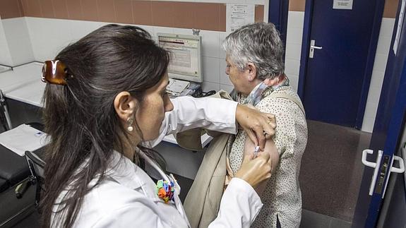 Cantabria dispone ya de 116.350 vacunas contra la gripe