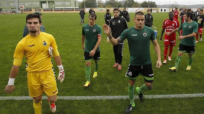 El Racing sigue a ocho puntos del liderato