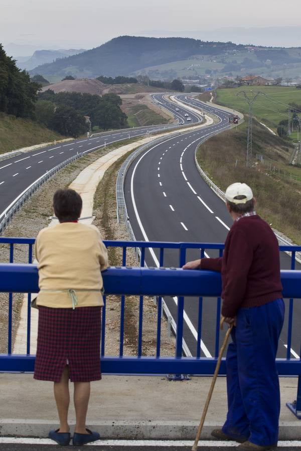 Así es el nuevo tramo de la A-8 entre Solares y Torrelavega