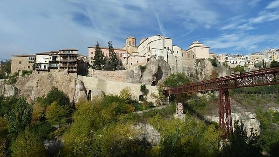 Cuenca, apología del amarillo