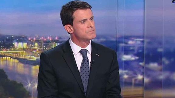 Valls: «Francia está en guerra y atacará al enemigo para destruirlo»