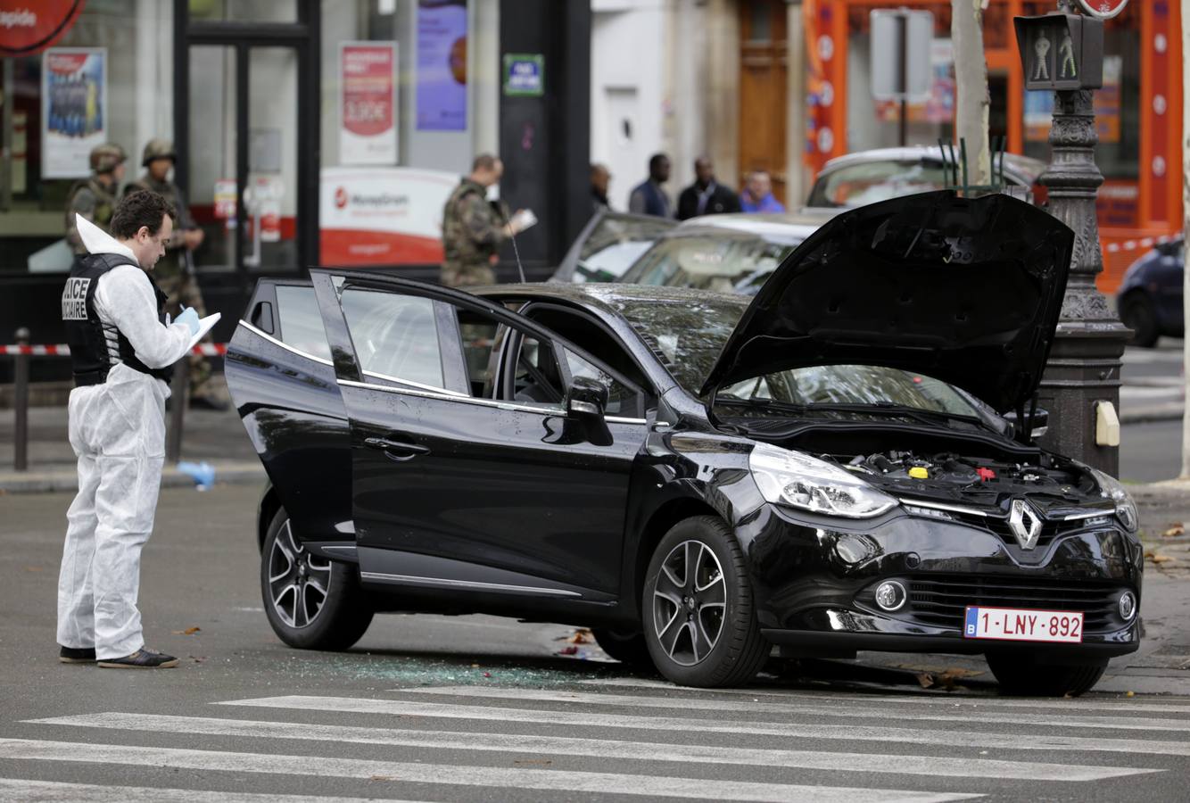 Francia realiza 128 registros y detiene a diez nuevos sospechosos