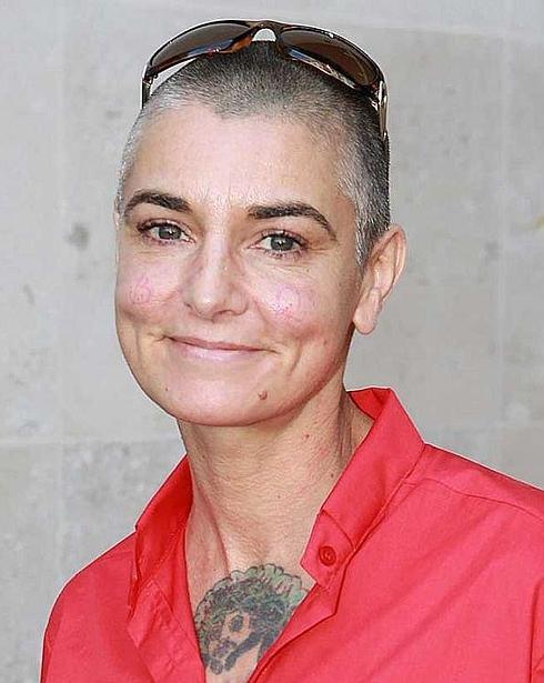 "Amadme", reclama Sinéad O'Connor a sus hijos