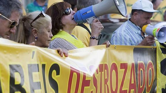 "El Gobierno protegerá a las familias afectadas por los derribos, dentro de lo que marquen los tribunales"