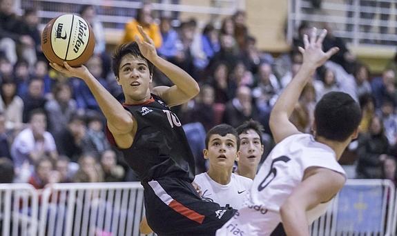 Cantabria manda en baloncesto