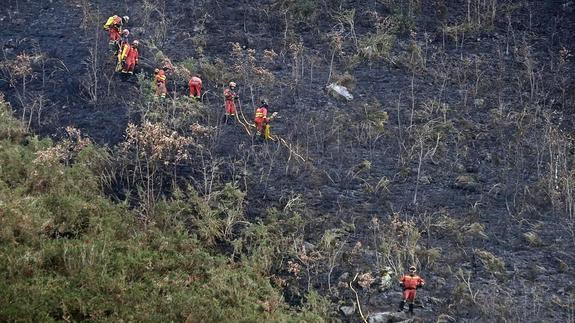 Sofocados todos los incendios en Cantabria