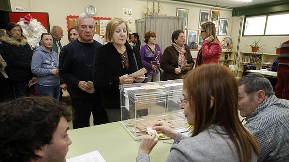 El PP revalida su victoria en Torrelavega, con un 14% menos de votos