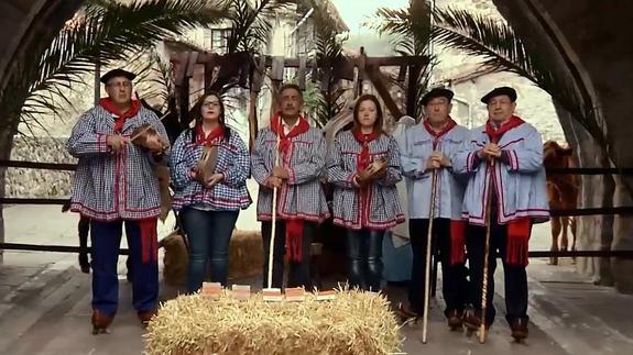 Revilla felicita la Navidad desde el Torreón de Cartes