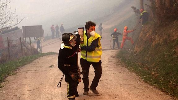 De los casi 90 focos de este lunes sólo una veintena permanecían activos al anochecer