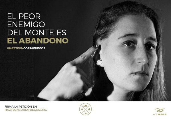 'Hazte un cortafuegos', la campaña de los bomberos contra los incendios forestales