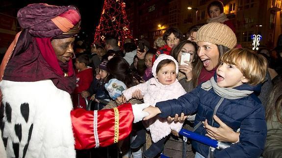 Los Reyes Magos inundan de ilusión Santander