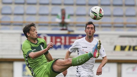 El Racing oficializa la baja de Hevia