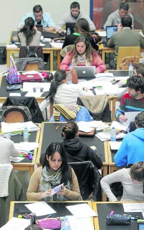 Los alumnos valorarán a los profesores en encuestas online