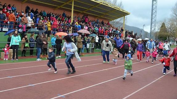 Los Corrales protagoniza una carrera a favor de la vacunación