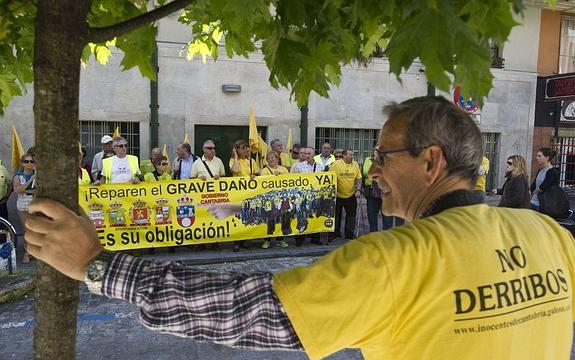 AMA pide que no se use a los afectados como "escudos"