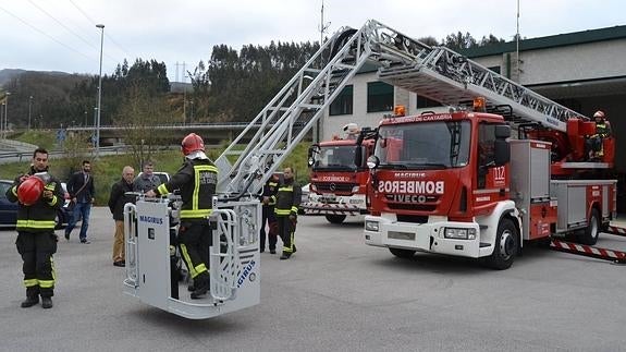 El Gobierno ampliará la plantilla de bomberos y pretende crear al menos un parque más