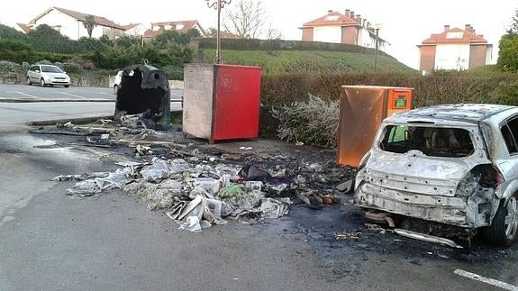 La 'sospechosa' quema de contenedores en Camargo