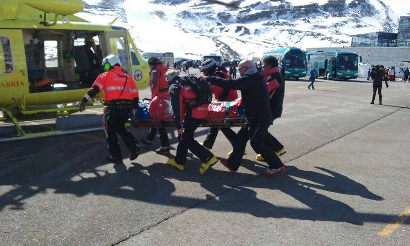 Evacuado en helicóptero de Alto Campoo un esquiador con traumatismo craneoencefálico