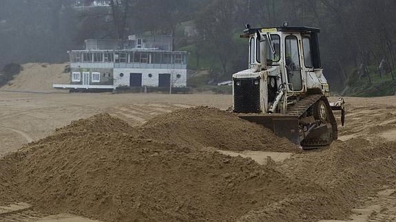 Luz verde a la construcción de tres espigones para estabilizar las playas de La Magdalena y Los Peligros
