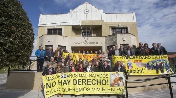 "Todavía falta mucho para dar soluciones a los afectados por los derribos"