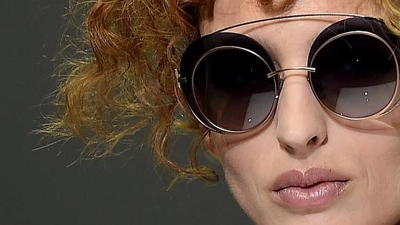 Armani y Missoni deslumbran sobre la pasarela de Milán